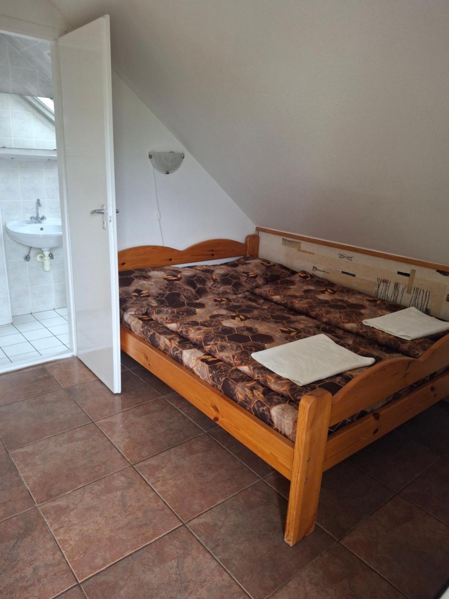 Birta Apartman Hajduszoboszlo Exterior photo